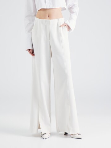 YAS Wide leg Pants 'YASIzzie' in White: front