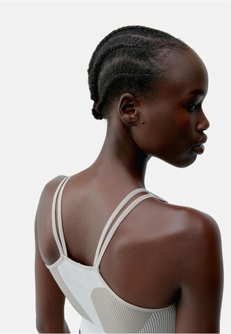 Born Living Yoga Sporttop 'Malia' in Beige