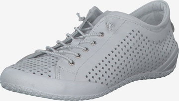 Esgano Sneakers in White: front