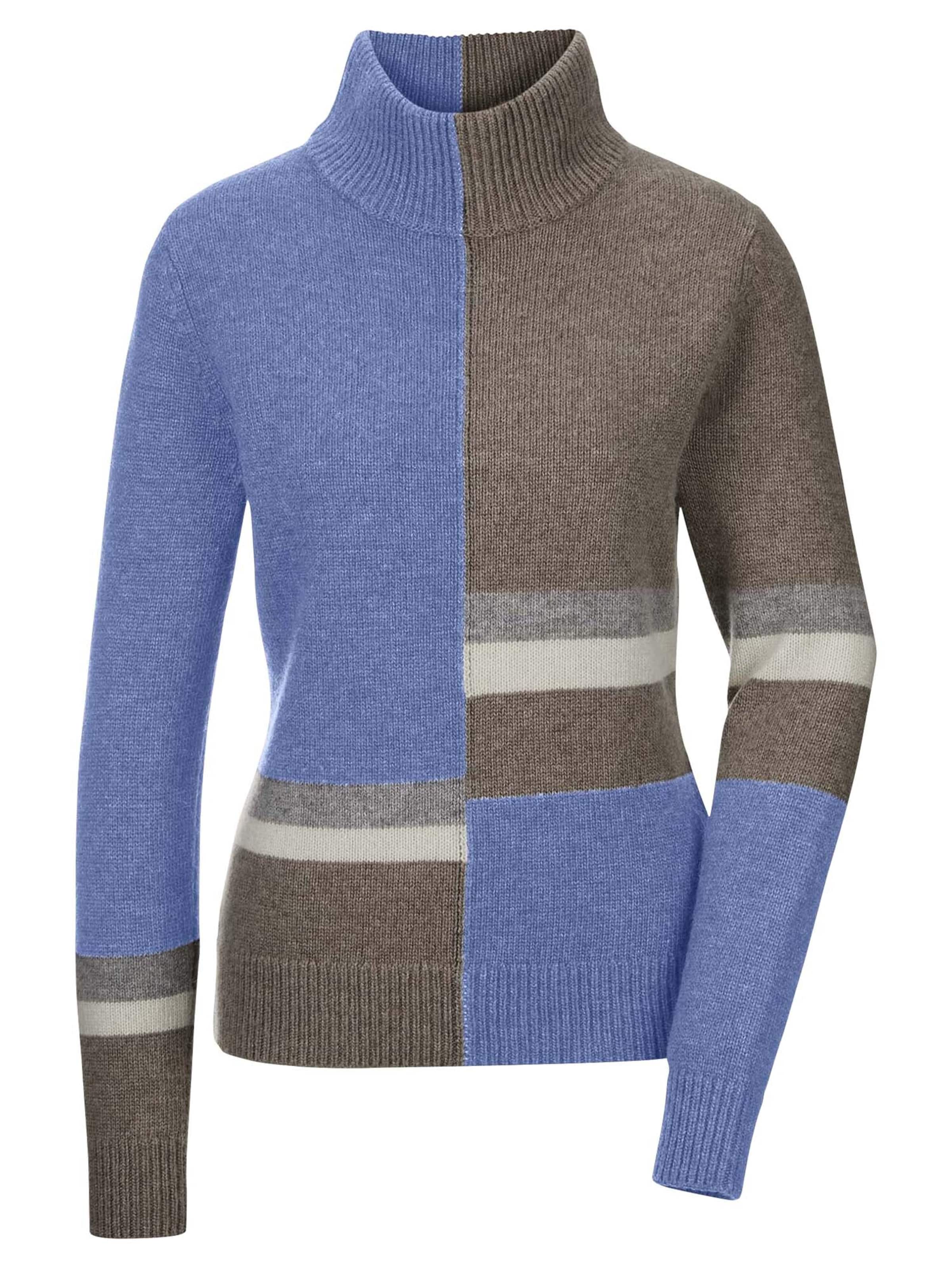 MADELEINE Pullover in Blau: Vorderseite