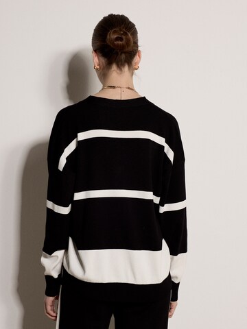 Cardigan bavarois ' ' Apricot en noir