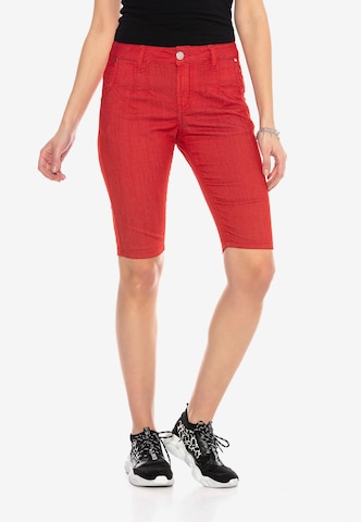 CIPO & BAXX Slimfit Broek in Rood: voorkant