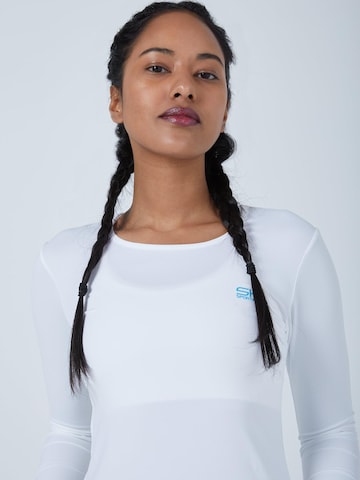 SPORTKIND Performance Shirt 'Longsleeve Shirt' in White: front