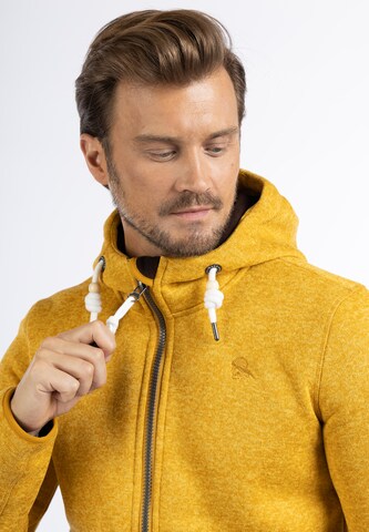 Veste en polaire 'Philon' Schmuddelwedda en jaune