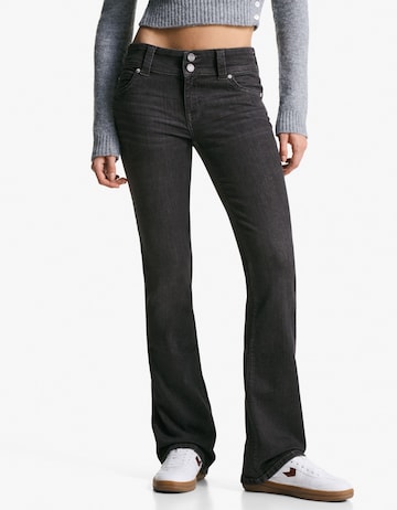 Bershka Bootcut Farmer - fekete: elől