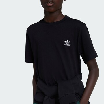ADIDAS ORIGINALS Футболка 'Trefoil Essentials' в Черный