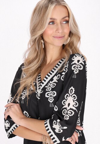 IZIA - Blusa em preto