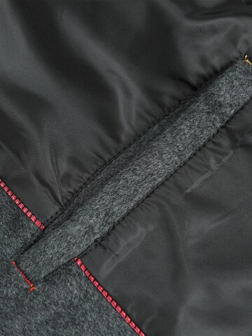 YOUTHUP Winter Coat in Grey