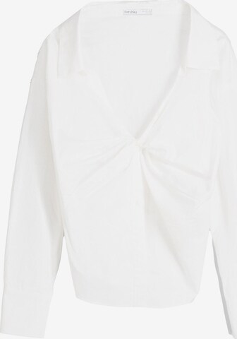 Bershka Blouse in White: front