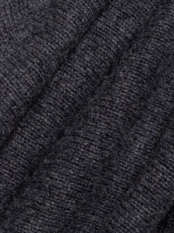 Brookshire Pullover in Grau