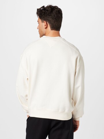 Tommy Jeans - Sudadera en blanco