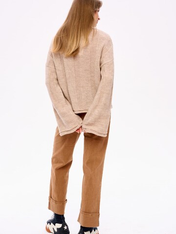 Blue Shadow Sweater in Beige