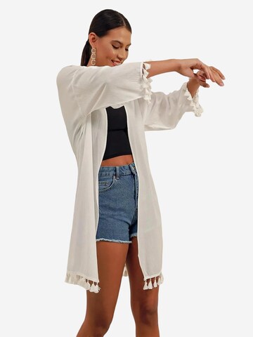 Hiccup Kimono 'Kimonos', värv valge