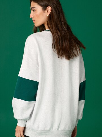 Next Sweatshirt i grå