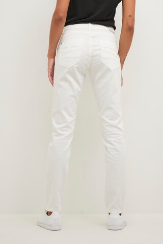 Coupe slim Jean 'Lotte' Cream en blanc