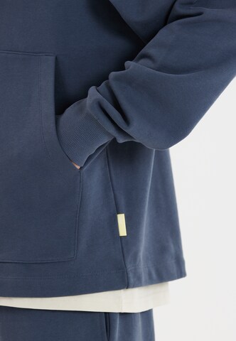 SOS Sweatshirt 'Bovec' in Blauw