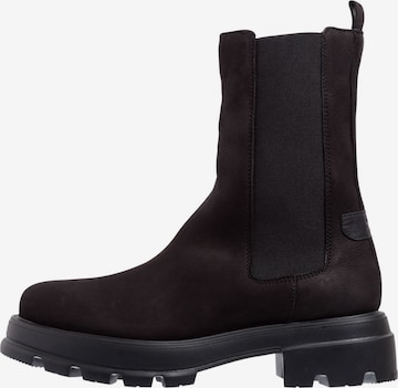 BRAX Chelsea Boots in Black: front