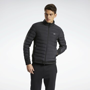 Veste de sport Reebok en noir : devant