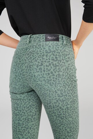 Soccx Slimfit Jeans MI:RA mit Leo Print in Grün