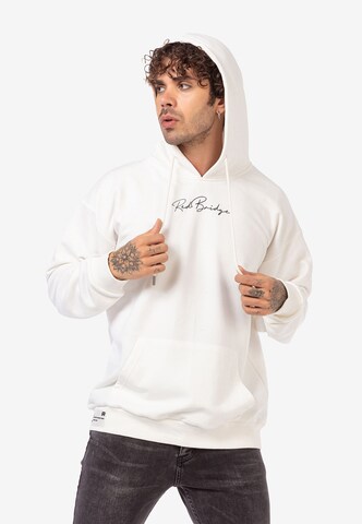 Redbridge Sweatshirt 'Redditch' in Beige: predná strana