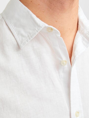 Coupe regular Chemise 'Summer' JACK & JONES en blanc