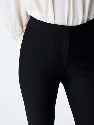 adl Slimfit Broek in Zwart