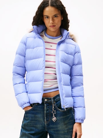 Geacă de iarnă de la Tommy Jeans pe albastru: față