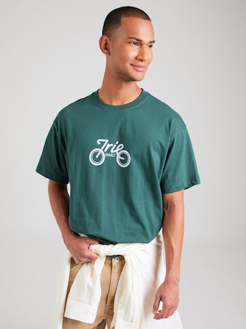 Tricou 'Daily Bike' de la Iriedaily pe verde: față