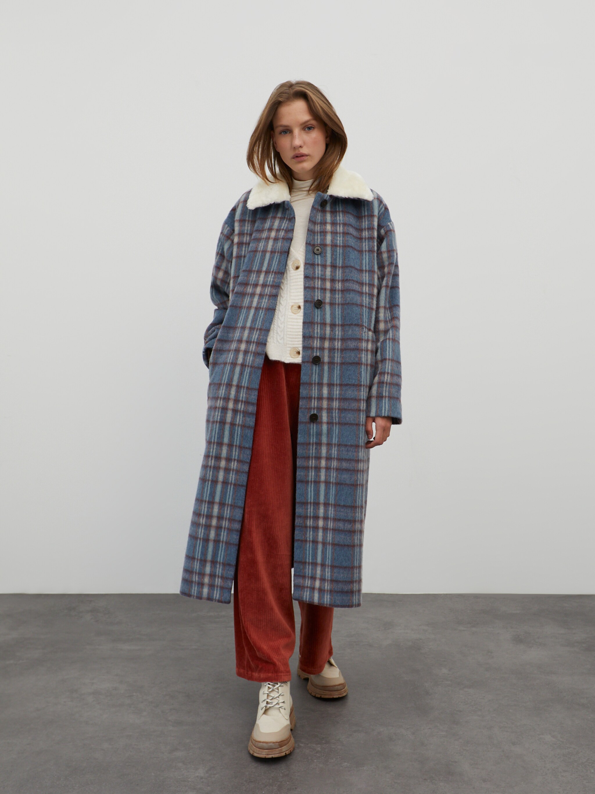 EDITED Producten Tussenmantel 'Anouk' Blauw