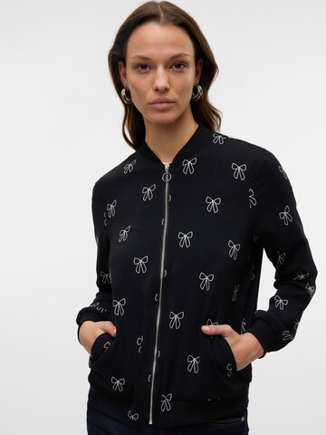 VERO MODA Overgangsjakke i sort