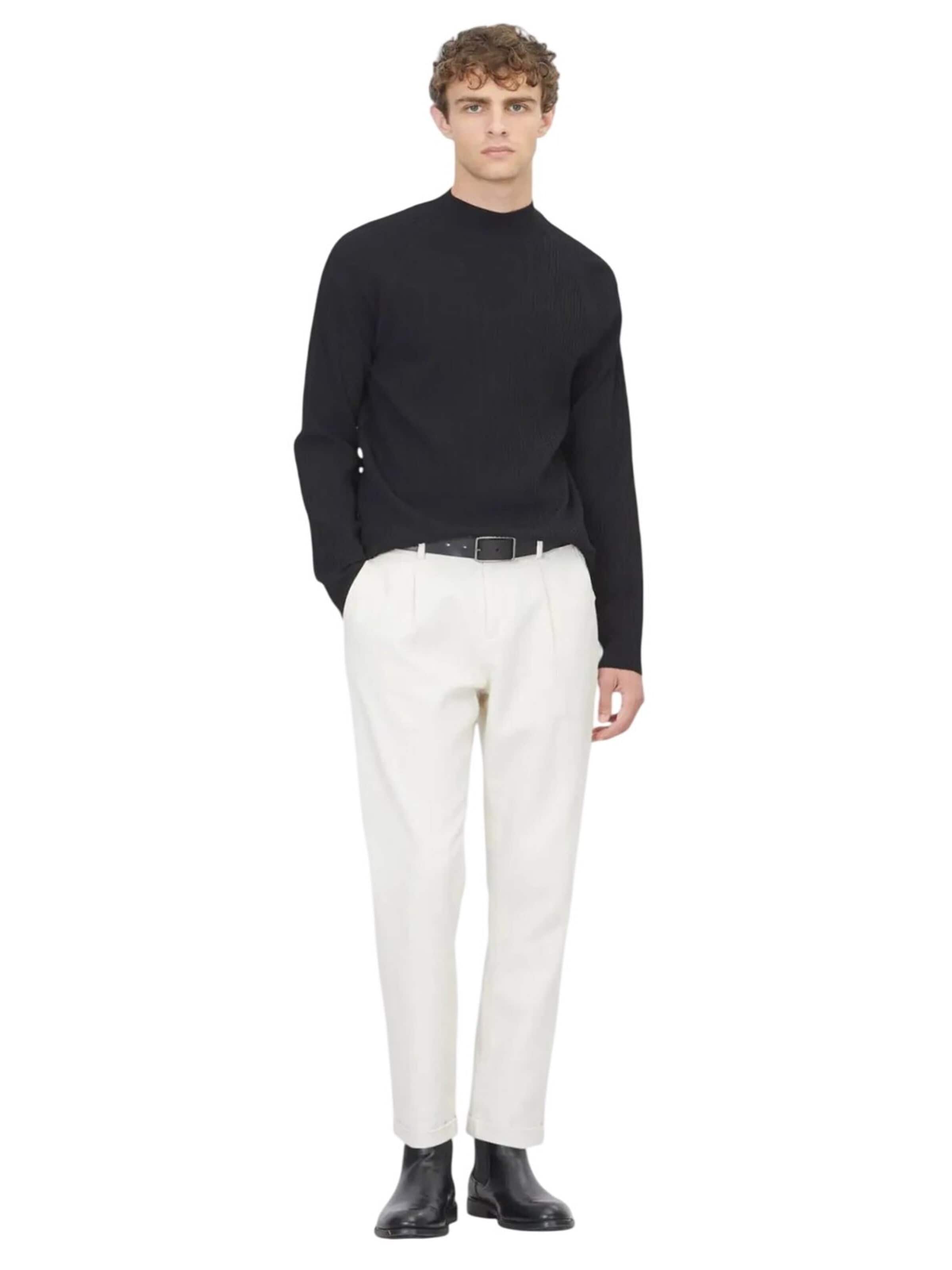 Ramsey Knit Cardigan in Black
