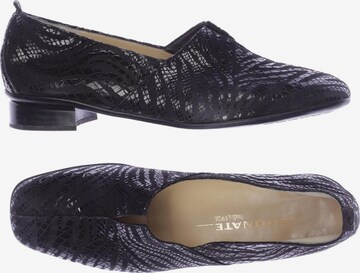 Brunate Flats & Loafers in 39 in Black: front