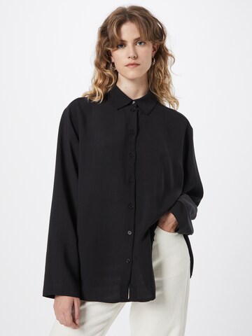 WEEKDAY Blouse 'Celeste' in Zwart: voorkant