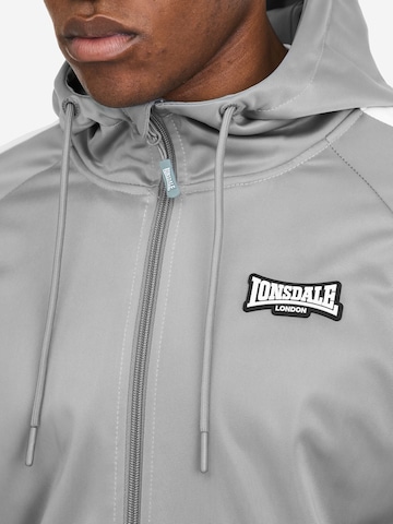 Geacă de primăvară-toamnă 'Crayford' de la LONSDALE pe gri