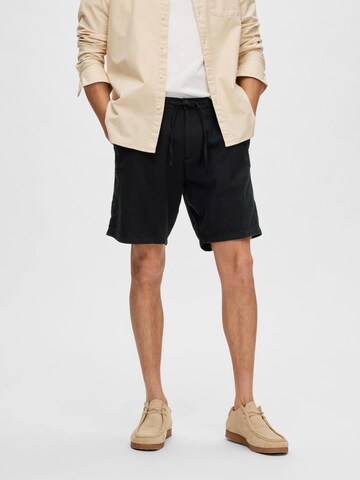SELECTED HOMME Regular Chino trousers 'SLHBrody' in Black: front