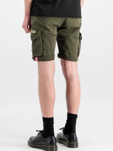 Regular Pantalon cargo ALPHA INDUSTRIES en vert