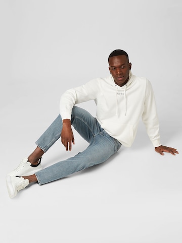 Sweat-shirt 'Roy' GUESS en blanc