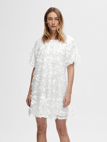 Robe SELECTED FEMME en blanc : devant