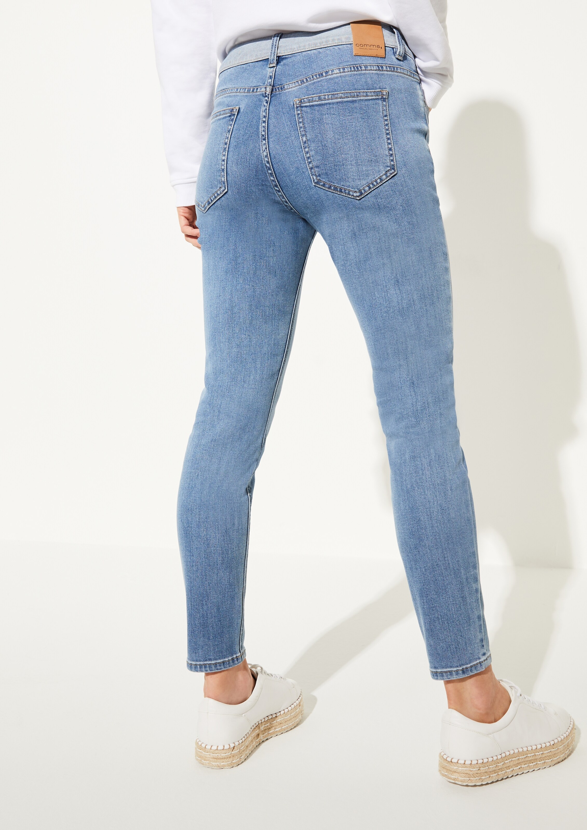 comma casual identity jeans