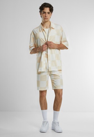 Prohibited Comfort Fit Hemd in Beige