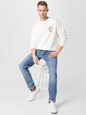 Nudie Jeans Co Sweatshirt in Weiß