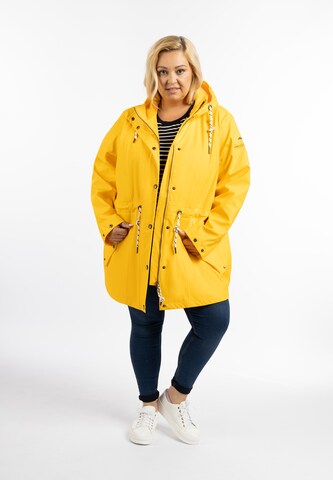 Manteau fonctionnel Schmuddelwedda en jaune