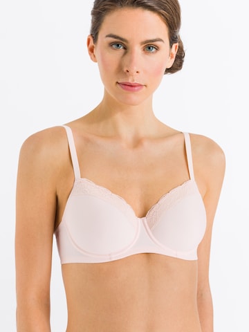 Hanro T-shirt Bra 'Cotton Lace' in Pink: front