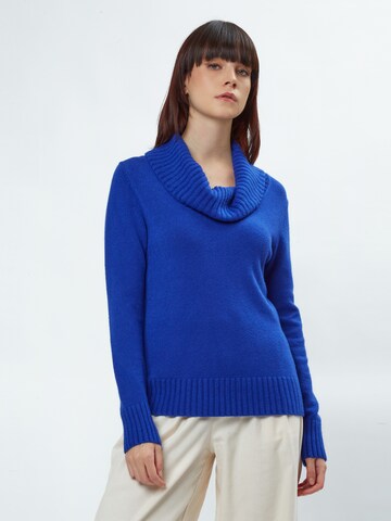 Influencer - Jersey en azul: frente