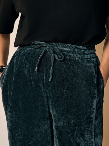 Next Wide Leg Hose in Grün