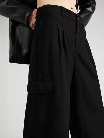 Gina Tricot Wide leg Cargo Pants in Black