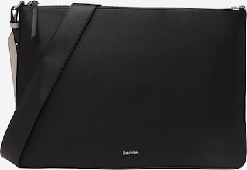 Sac bandoulière Calvin Klein en noir : devant