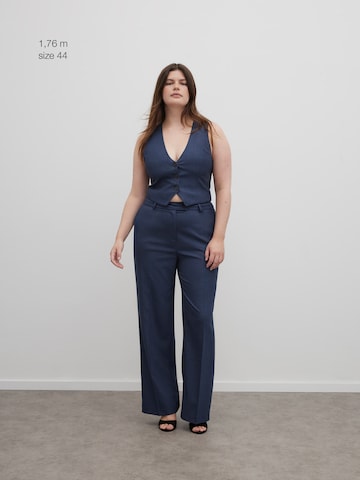 RÆRE by Lorena Rae - Chaleco en azul