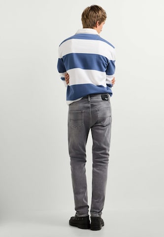 Pepe Jeans - Skinny Vaquero ' FINSBURY ' en gris