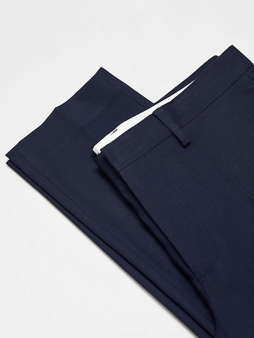 Regular Pantalon à plis 'Paris' MANGO MAN en bleu